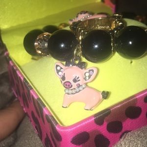 Adorable Betsey Piggy charm bracelet & ring 🐷 NWT